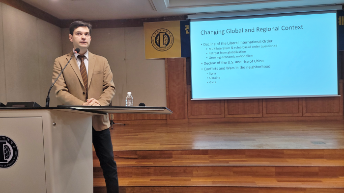 튀르키예·아제르바이잔학과, 세츠킨 쿄스템 교수 초청 특강 개최 대표이미지